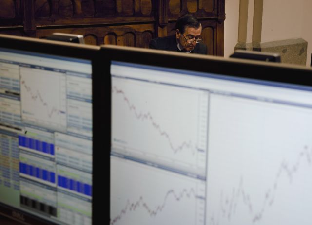 Το  Δημόσιο άντλησε 1,138 δισ. ευρώ από τα εξάμηνα έντοκα γραμμάτια